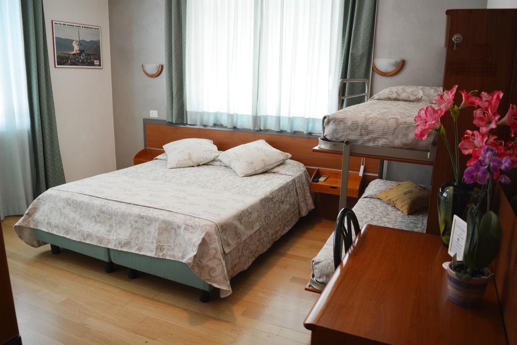 Villa Chiara Lazise Eksteriør bilde
